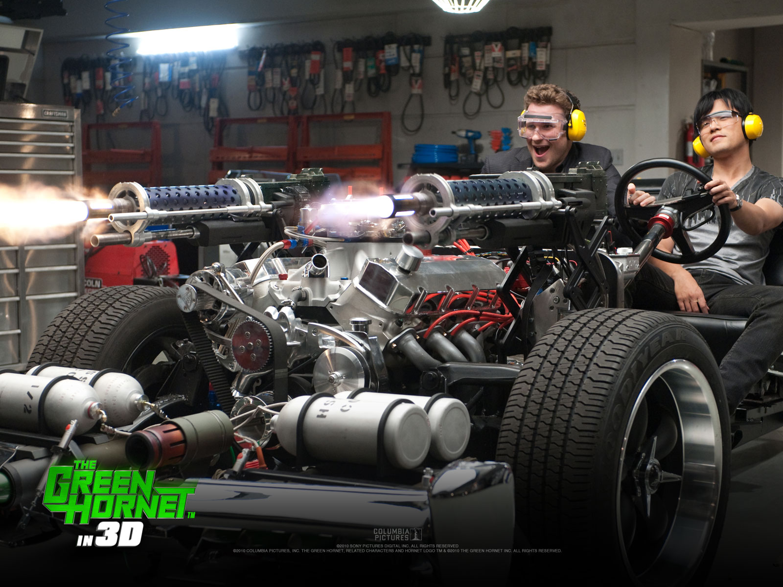 Зеленый шершень